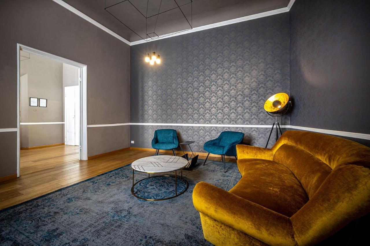 Residenza D'Epoca Al Numero 8 Florence Luaran gambar