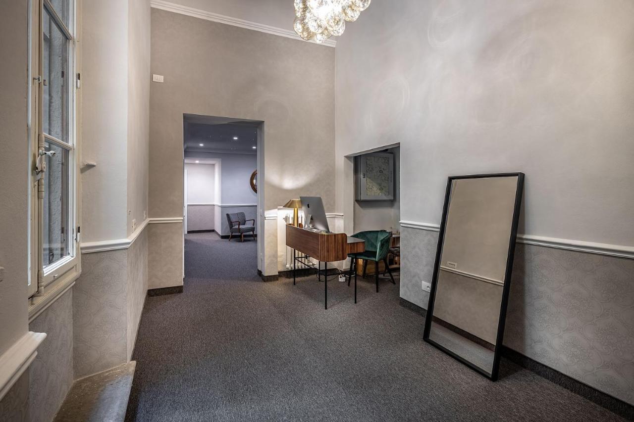 Residenza D'Epoca Al Numero 8 Florence Luaran gambar