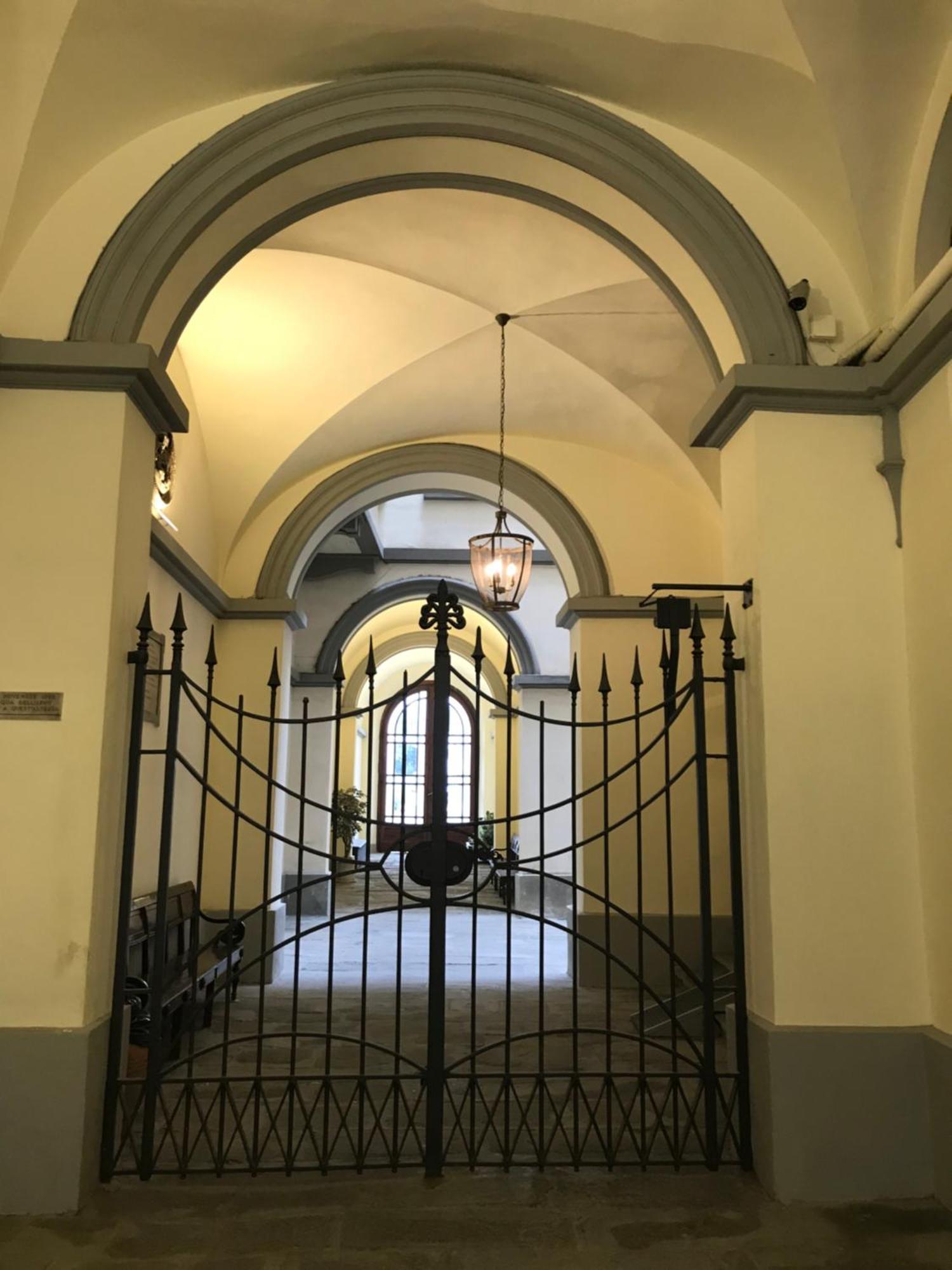 Residenza D'Epoca Al Numero 8 Florence Luaran gambar