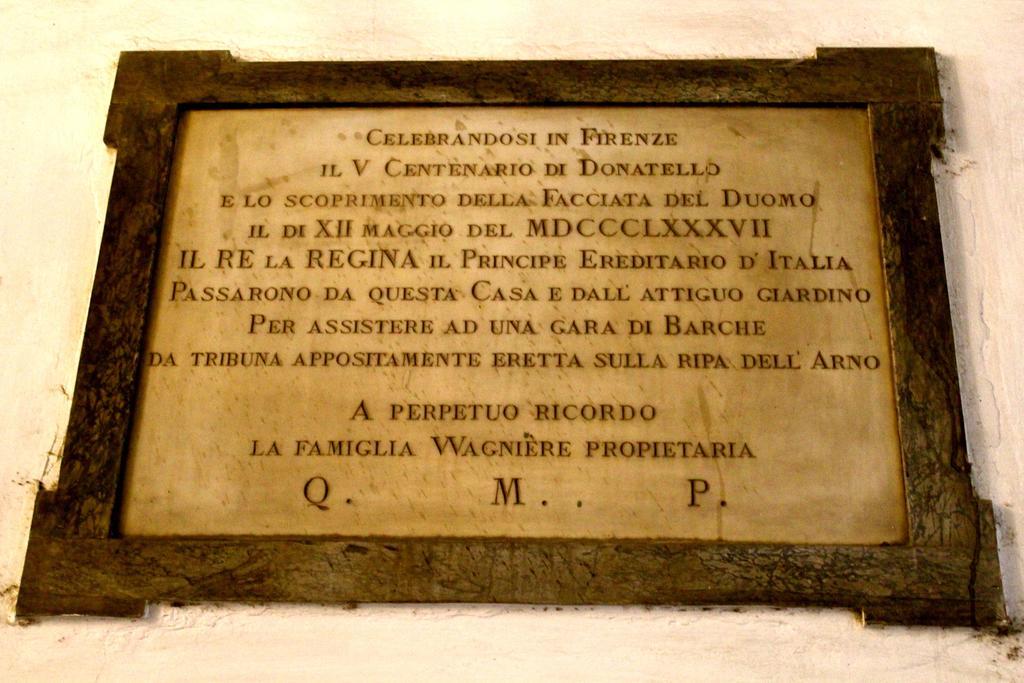 Residenza D'Epoca Al Numero 8 Florence Luaran gambar